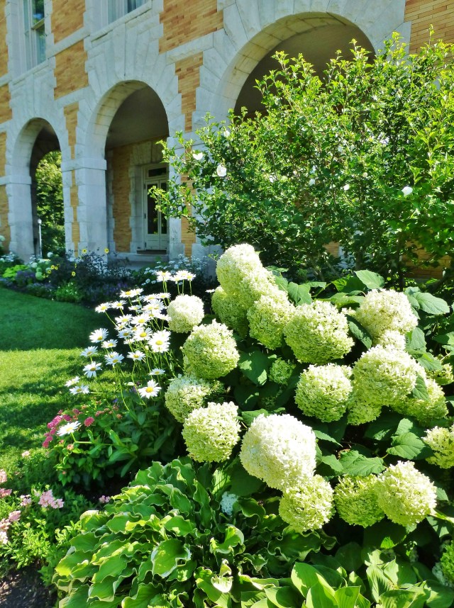 This phenomenal property is definitely worth a visit for the gardens, alone.  They are truly magnificent.  Fortunately, guided historic tours of Cairnwood are available Tuesday through Sunday!