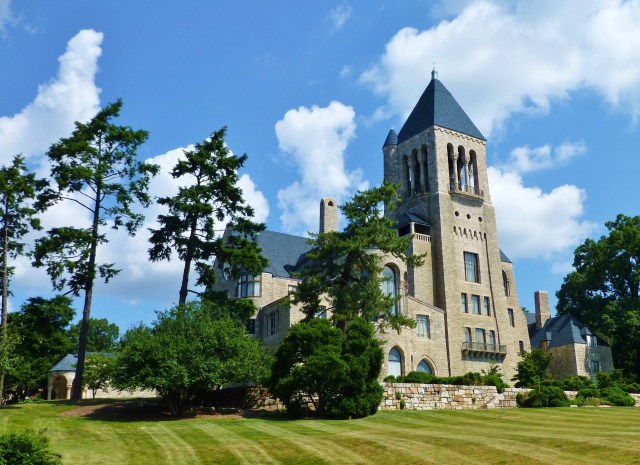 A final look at the picturesque 'Castle' called Glencairn. I hope to share some interior photographs soon.