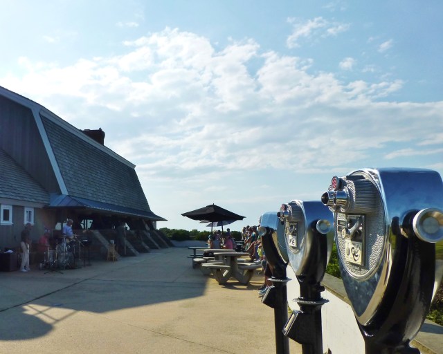There's a great little café and bar at the park, with ample seating and a lookout area. There was terrific live music when we were there too!