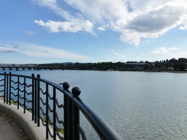There are beautiful views across the river to City Island from here.  City Island is home to a ballpark, miniature golf, picnic pavilions and many other recreational activities.  From here you can also catch a ride on the 'Pride of the Susquehanna' Riverboat.  