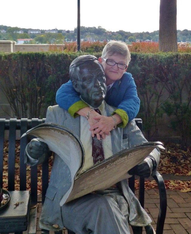 Also in the park is this delightful sculpture by the noted artist J. Seward Johnson, Jr.  This sculpture is called 'Waiting'.   I love my Mom's sense of humor here!  She makes me laugh.