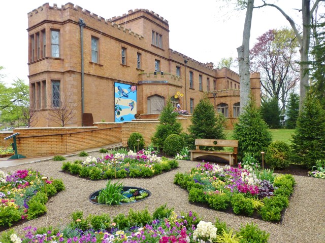 Amazing Gardens at the 2017 Mansion in May Alnwick Hall The Abbey