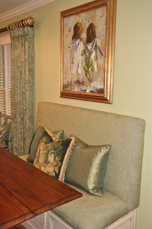 Robinson Interiors Top 5 New Years Resolutions for Your Home Paint Color Green Greenery Banquette Dining